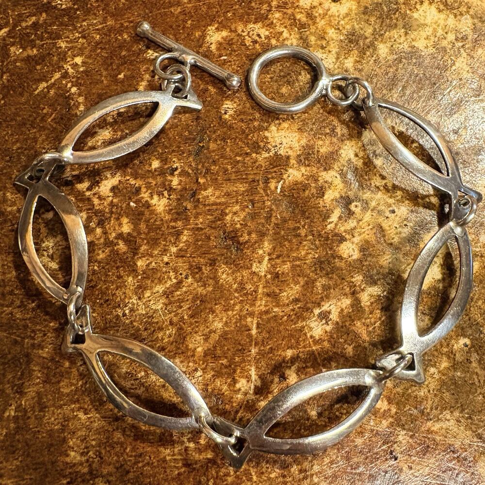 Sterling Silver Ichthys Fish Linked Bracelet Toggle Clasp 7.25 Inches Religious - Picture 3 of 8